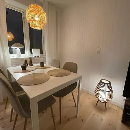 Modern & Unique In Centrum - Free Parking 오덴세