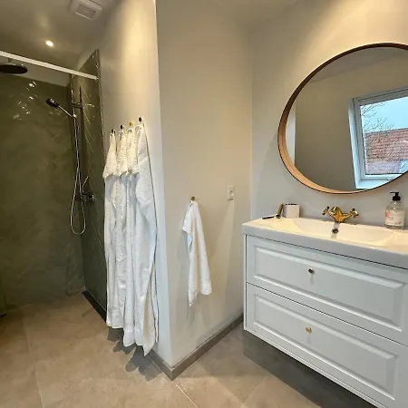 빌라 Modern & Unique In Centrum - Free Parking