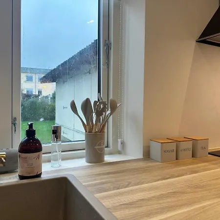 Modern & Unique In Centrum - Free Parking 빌라 오덴세