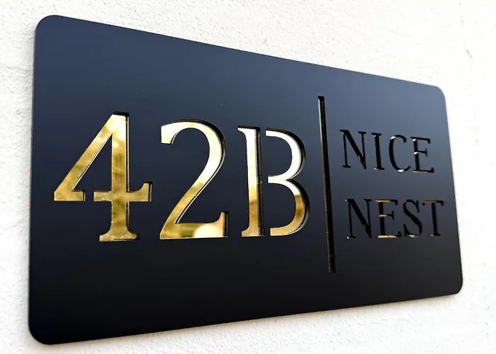 Nest Boutique Free Parking & 5 Min To Center 酒店 欧登塞